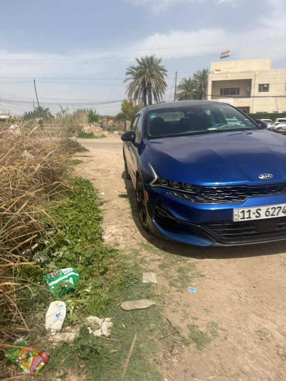 🚗 للبيع – كيا K5 GT-Line موديل 2021
* اللون: أزرق مميز وارد امريكي 

* الموديل: 2021

* الفئة: GT-Line )

* المحرك: 1.6 تيربو

* ناقل الحركة: أوتوماتيك

📏 العداد: 69 ألف ميل

✨ المواصفات:

* شاشة + Apple CarPlay / Android Auto

* كاميرا خلفية + حساسات

* مثبت سرعة

* تحكم ستيرن

* أنظمة أمان (مانع اصطدام + تنبيه مسار)

* إضاءة LED

📌 الحالة:

* استخدام شخصي

* جاهزة للاستخدام

) 

📞 التواصل: ***********

📲 متوفر واتساب
