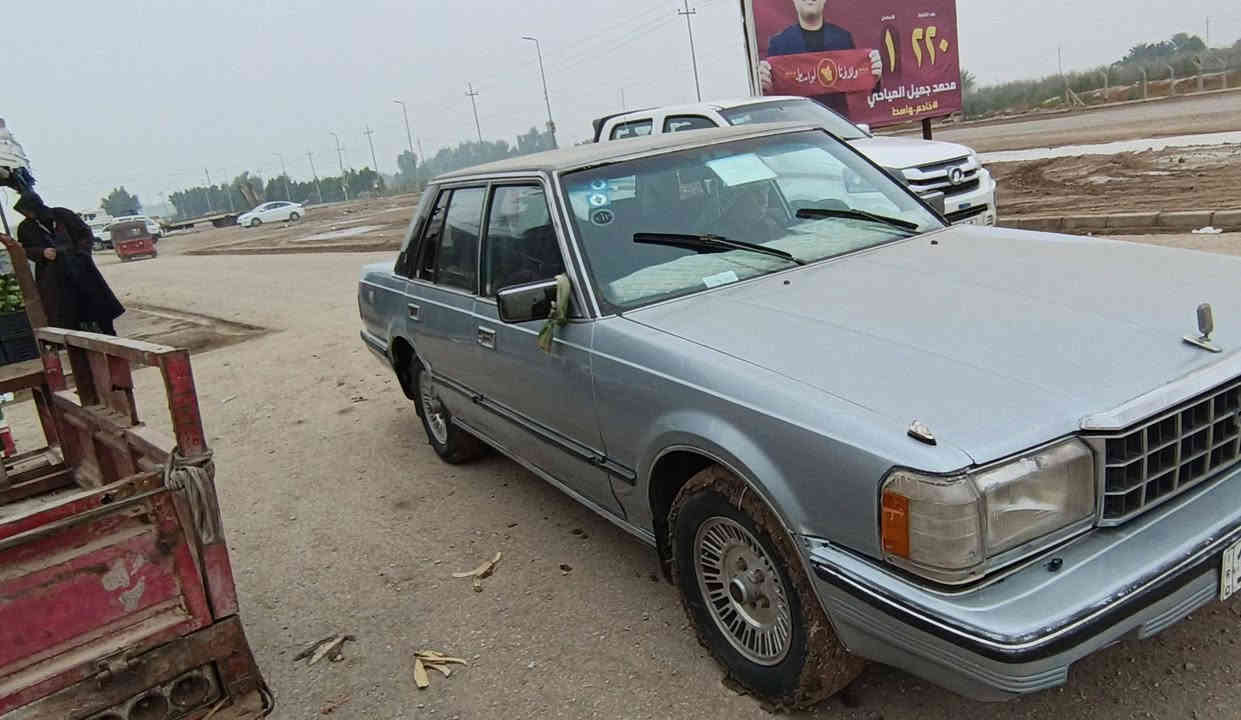 السلام عليكم ورحمة الله وبركاته
سياره سوبر كراون للبيع مكينه نظيفه   
المكان واسط قضاء الموفقية 
الاستفسار عبر الهاتف ***********
