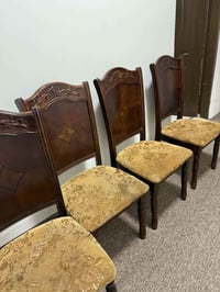 ٤ كراسي • بلا عيب • ترابيزة يدوي