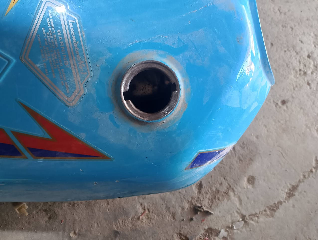 تانكي او صفاحيه وحده تانكي جديد بي حنفيه او طوافه مال بانزين بس شد السعر 25 الستفسار ***********
