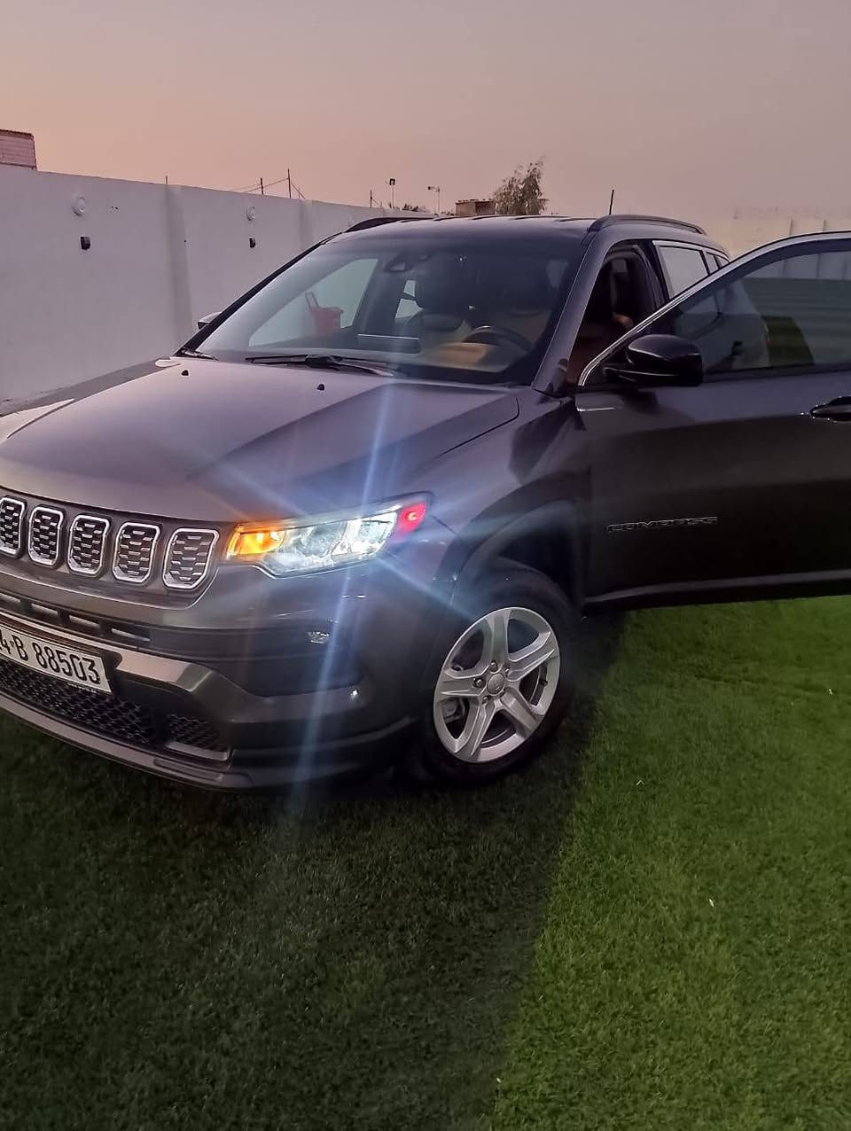 للبيع جيب كومباس لاتتيود موديل 2023 رقم بصرة انجليزي باسمي
140$ ماشية 35 الف 
***********
