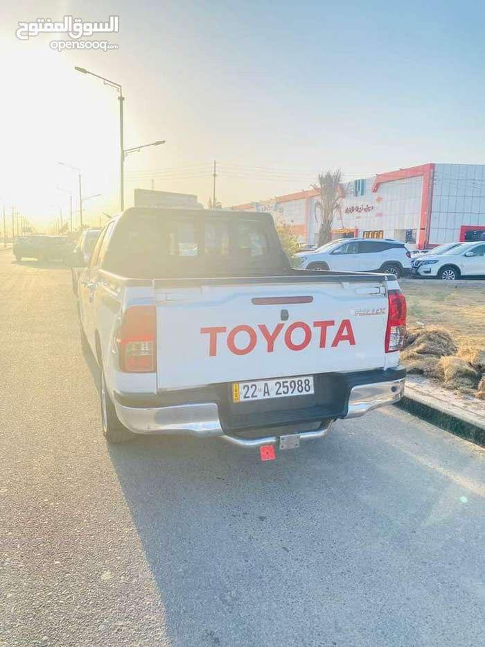 بيك اب هايلوكس 2016 
كاز كير عادي 
محرك جديد مشدود بعده مماشي 2000 كيلو 
كير حدادية  جديدة كهربائيات كامله  غرفة كلهن نظاف جدد 
شاشة اندرويد وكامره خلفيه 
هوك سحب ودرع امامي
تبريد تدفئه 
سويجين 
تخم تاير جديد 
سيارة كامله سنويه لنهاية 27 
سيارة بيه باب مبدل وصبغ مباوك بالباب الثاني مال السايق .. 
السعر 170 بيه مجال قليل 
الاتصال على الرقم 
‏‭0770 068 3578
بغداد الاسكان 
‭
