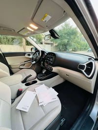 ((للبيع فقط بدون مراوس)) كيا سول ( موديل 2023 ) ( الشكل الجديد ) ( لون...