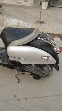 سلام عليكم دراجه كلاسك للبيع سلف هندر نگره محرك ناعم شلعه معدل كهربائيات كلها شغاله نگره بكل وقت سعرها325 وبيها مجال عنوانها بابل المسيب حي المعلمين خلف القائم مقاميه ***********
