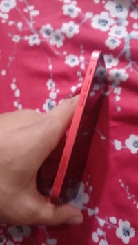 ايفون ١٢ • ٦٤ • بطاريه ٧٨