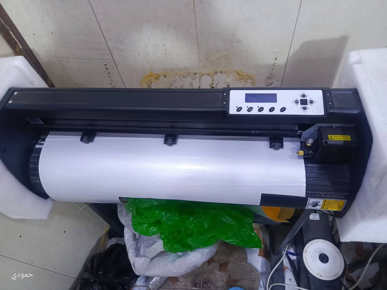 سلام عليكم كتر عبارات جديد مستخدم شي قليل البيع كامل العنوان بغداد جسر ديالى الرقم ‏‏‪***********‬‏
