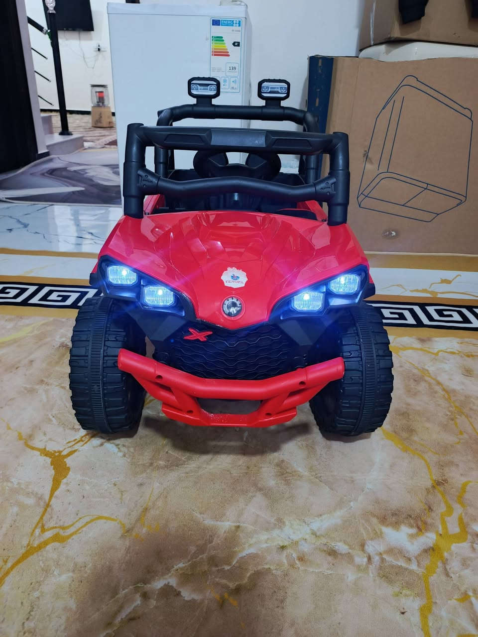 سياره شحن البيع من عمر سنه اله خمسه سنوات تحكم عن بعد سعرها 105وبيها مجال العنوان البصره شط العرب جزيره يوبه حي رايه
الهاتف ***********
 الهاتف ***********
