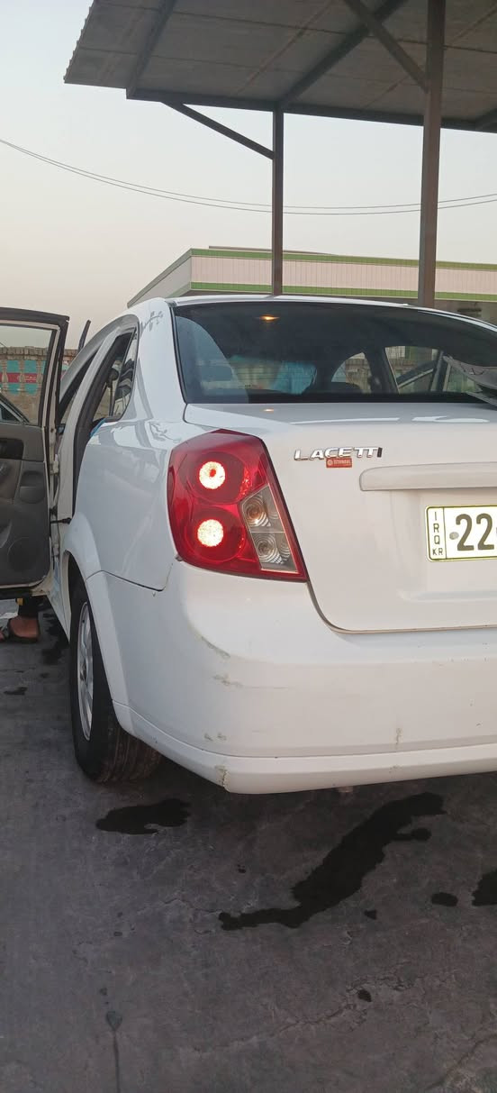 سلام عليكم دايو لاسيتي اربيل دولي تحويل او وكاله بدون ضربه اوصبغ حداديه تايرات تمام تبريد تدفئه كير اوتو تمام لايت زنون تخم تاير باتري جديد غرفه جلد بلاد ومغلفه تغليف كلش حلو مكينه بداية تبخير سياره حلوه مكاني بغداد والشرعي ايضا 68وبيهه مجال شرحت كلشي حتى ماتسألني شبيهه للتواصل ***********
