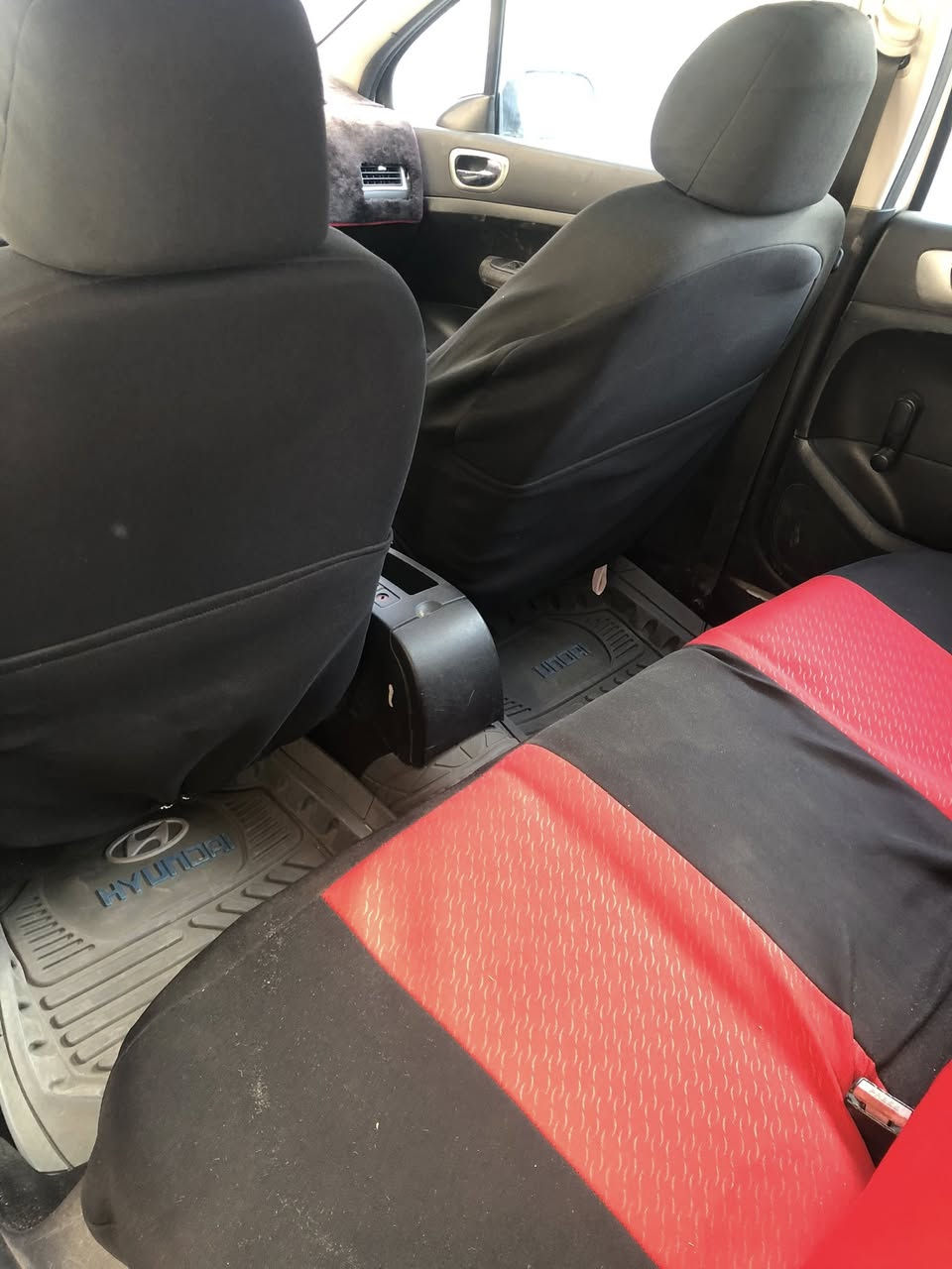 سلام عليكم
بيجو 307 فرنسي🇫🇷
موديل 2005
كير اتوماتيك
تبريد كامل 
نظام abs جديد كامل
طرف السائق فقط صبغ اني ابيع السيارة كامل حزام
رقم اوروبي و سنوية مشروع وطني كركوك جديدة لحد ٢٠٢٨ باسمي وثاني  يوم تحويل 
بطاقة بنزين بيها
مكان سيارة كركوك
سعر السيارة 57 و بيها مجال


**إذا كنت صاحب هذا الإعلان وتريد حذفه لأي سبب، رجاءا أرسل رسالة إلى الدعم الفني**