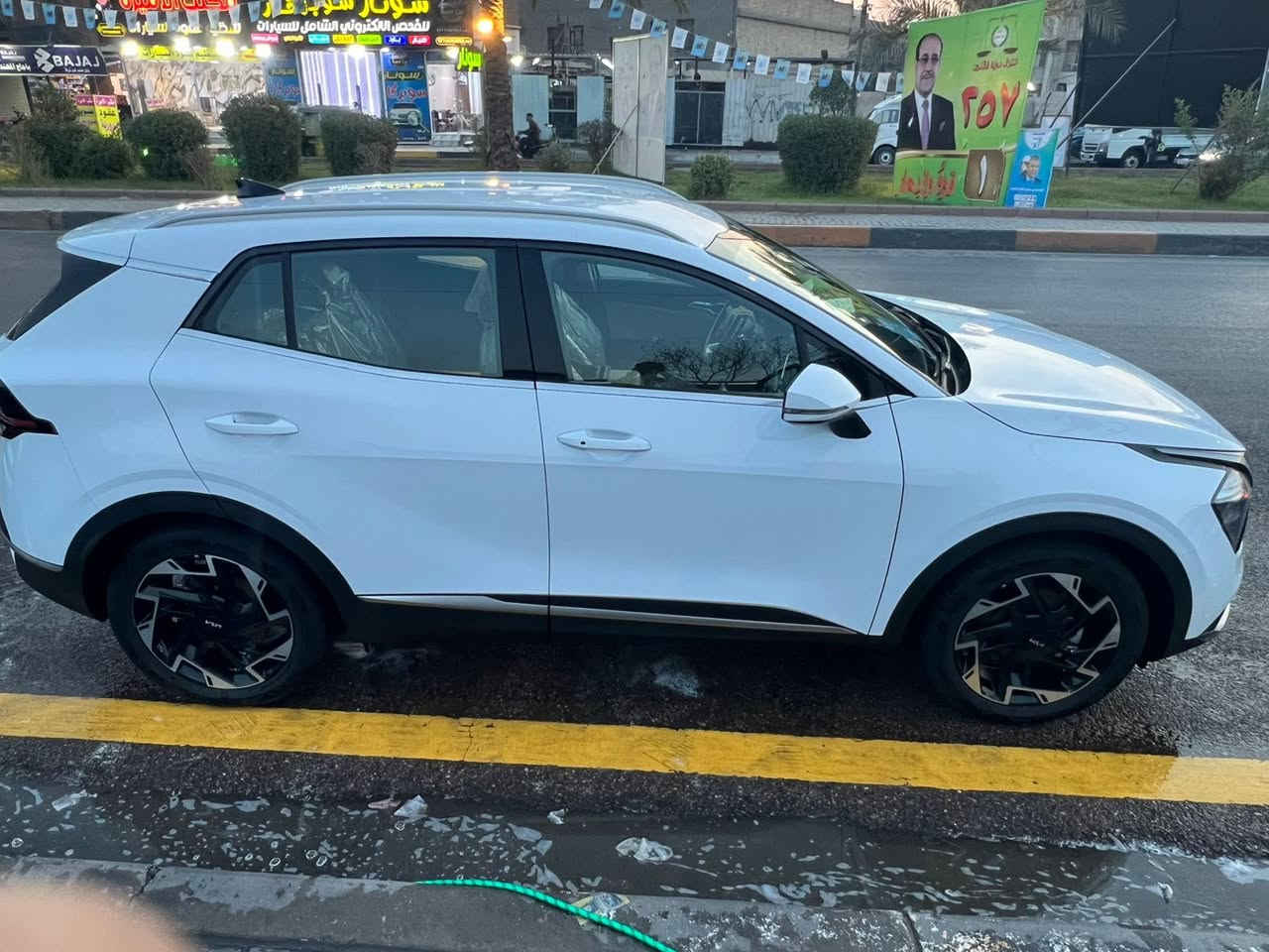 كيا سبورتج خليجي
نص فول 
بصمة 
كشنات تدفئة مري شفط
عدادات دجتال 
كشنات كهرباء
موديل ٢٠٢٤
ماشية ١٥ الف
سيارة جديدة جداً مكفولة من كلشي شخط مابيها

السعر ٢٣٠$

الاتصال

***********
