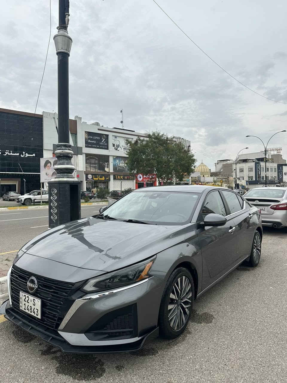 نيسان التيما موديل23SV رقم اربيل ب اسمي موجود ب كركوك حادثه كلش خفيف بيه جامرلغ صبغ سكن ونص باب سكن بدون ايرباكات بدون دواخل ب شرط كله وبيه جامرلغ سايق تبديل بلادي بدون حادث وباقي كله ب شرط تايرات جديده بدون اي نقص كله ب شرط ماشيه 118km بيه بطاقه بانزين ال شراي يخابرني وال مو شراي لا يخابر رقم تلفون*********** السعر160بيه مجال
