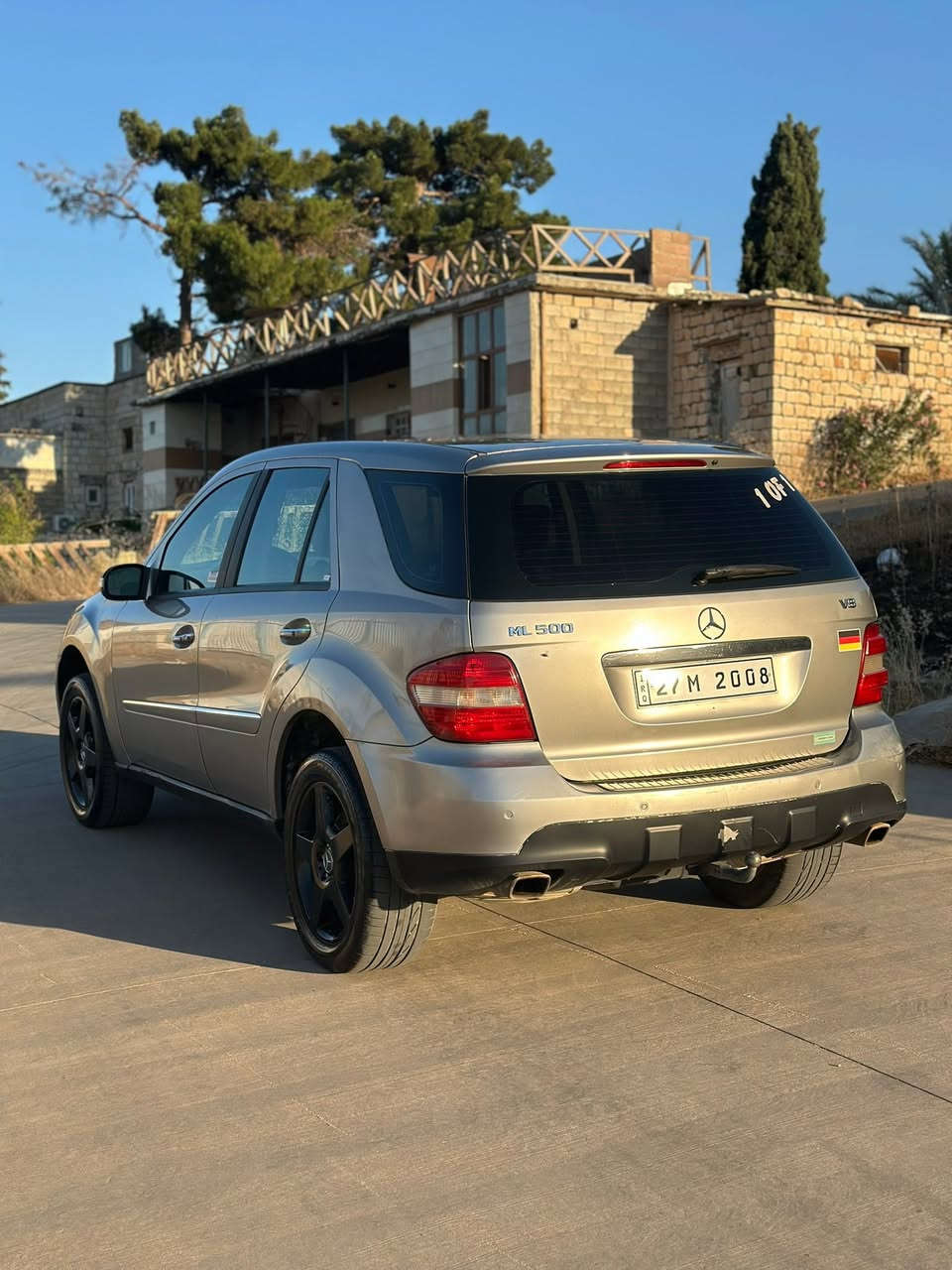 سەرەتا به ناوى خواى گەورە
Mercedes Benz ML 500  2006 بۆ فرۆشتـن 
قەپات مواسەفات  V8 له قەوەتی خۆى بيزاره 
سەيارەکە موسه بەس شوين موسەكانى بۆياخه 
كامل مەسرەف كراوه نمونەيه له جوانـى  
گير و مەكينه بەشەرت كارەبايەتی بەشەرت 
بيش و بشت كەبس دەعامى بۆ دەعامى بەشەرت 
کۆدى بۆ كراوه بەس هيشتا وەرمان نەگرتۆتەوە 
كۆدەکە به ناو خۆمەوەيه گۆرينەوەش ئەکەم بەشتيک به دلم بيت ساحريش خوار بازار 60گەڵـا و مەجال 
بۆ زانيارى زياتر يان نامه بنيره يان تەلەفون بكەن 
شوين دوكان سياحى
ڤايبەر و وەتـس ئەبـى لەسەرە ***********
ئەدمين🧡
