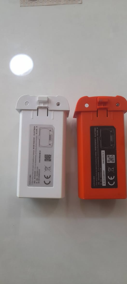 السلام عليكم  //  هذه بطاريات أصلية لطائرة الدرون FIMI Mini 3 أو X8 Mini.تتميز بسعة 2200 مللي أمبير في الساعة، وهي مصممة لتوفير وقت طيران يصل إلى حوالي 31 دقيقة.تتكون الحزمة من بطاريات بوليمر ليثيوم أيون (Li-ion Polymer) بجهد اسمي 7.7 فولت 🌹🌹🌹🌹


**إذا كنت صاحب هذا الإعلان وتريد حذفه لأي سبب، رجاءا أرسل رسالة إلى الدعم الفني**