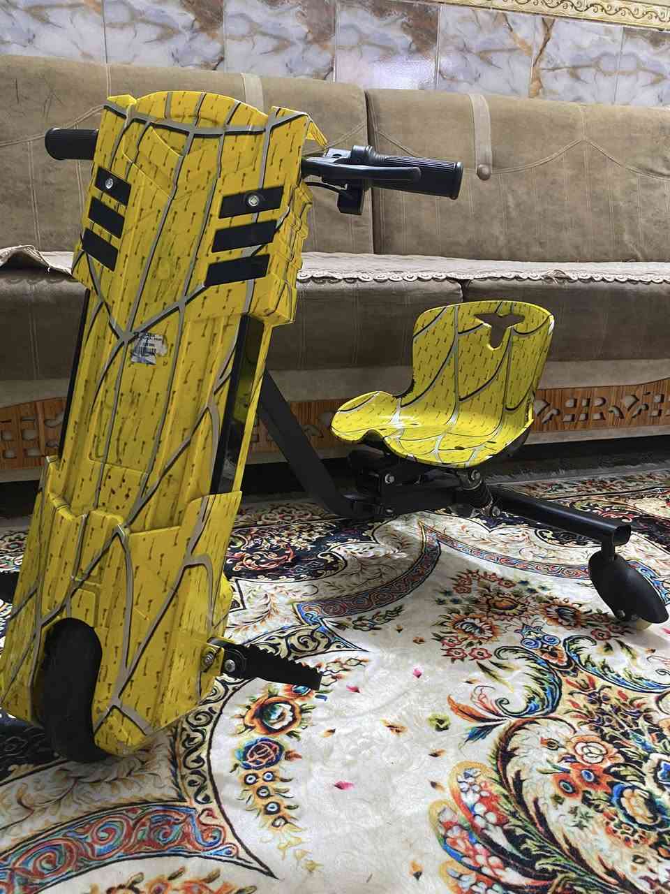 � سكوتر كهربائي نظيف للبيع – فرصة 🔥

سكوتر كهربائي قليل الاستخدام بحالة ممتازة
بطارية ليثيوم قوية
الشحن يطول 2–3 أيام حسب الاستخدام
يتحمل وزن لحد 110 كغم
إنارة + بريك + شاشة + شاحن أصلي
جاهز للاستخدام فوراً
سبب البيع: عدم الحاجة

💰 السعر: 150,000 دينار (قابل للتفاوض البسيط)
📍 المكان: بغداد – المحمودية
الرقم:***********
