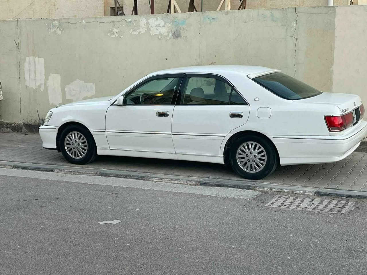 كراون ملكة للبيع محرك vvti شاصي 175 مكفولة عدا طخات بسيطة تخم تاير باتري جديد رقم نجف بأسمي مداور ثاني يوم مكاني ديوانية 
للتفاصيل أكثر تواصل خاص ديوانية, القادسية


**إذا كنت صاحب هذا الإعلان وتريد حذفه لأي سبب، رجاءا أرسل رسالة إلى الدعم الفني**