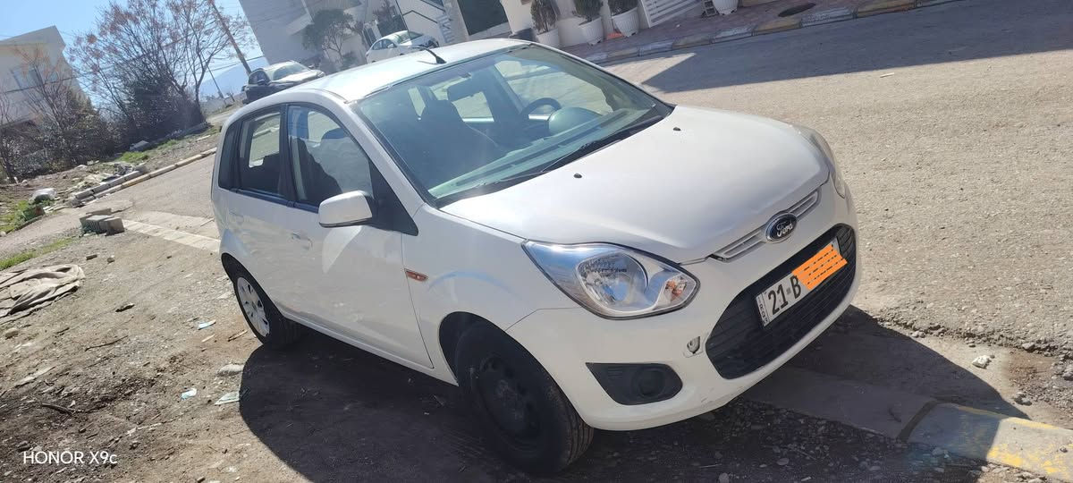 ڤۆرتی فیگۆ  مۆدیل 2014 شەریکەی ئیرەیە 
سەیارەیەکی زۆر باکو جوانو بی مەسرەفە 
سۆنەرم دەناوە کامل بۆ یاخ نیە بەس بە کامل ئەی فرۆشم 
وەر کەڕاو نیە دەعمی قورسی نیە  
سەنەوی  ماویەتی بەسەر جیت 
هیج مەسرە فیکی نیە 
هەموگیانی ئیش دەکات سیرفزی کامل کراوە 
کی حەزی لی بو تیڵ بکات لە سلیمانیم ببورن جوابی کۆمینت نا دەمەوە  *********** السليمانية, العراق
