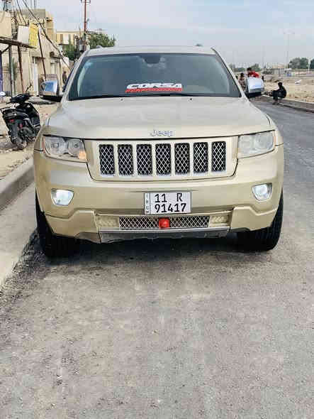 سلام عليكم 
للبيع أو مراوس  حسب القناعه 
الوحش الأمريكي ٥٧٠٠ 
جيب مديل ٢٠١٢

فووول للأخير اعلى فئه بجيب 

فتحه 

بصمه 

جنطه بصمه طكتين 

جنطه كهرباء 

فور ويل 

كشنات كهرباء 

كشنات تتفئه تبريد 

شاشه كأمره بلاديه قلاب

داخل مشمشي 

رادار امامي 

بجم زنون زرع 

ويلكب ٢٠ 

أشاير بل المري 

سستم نيكل 

موس 

تشغيل عن بعد 

تبريد قطعتين 

شاشه سقف 

حساس خلفي وأمامي 

تستيرن تتفئه 

تبريد ثلج 

فيت بم وعبوه وطوافه جديده 

ادامه كامله 

باتري جديد 

تشغيل عن بعد 

سياره الف متصرف عليه 
جاملغ خلفي فقط بدون اي داخل ومباوكين الباب كلير توحيد لون 
ماشيه ١٢٥ حقيقي 

اي ستفسار خادم *********** 

مكان سياره شعله
