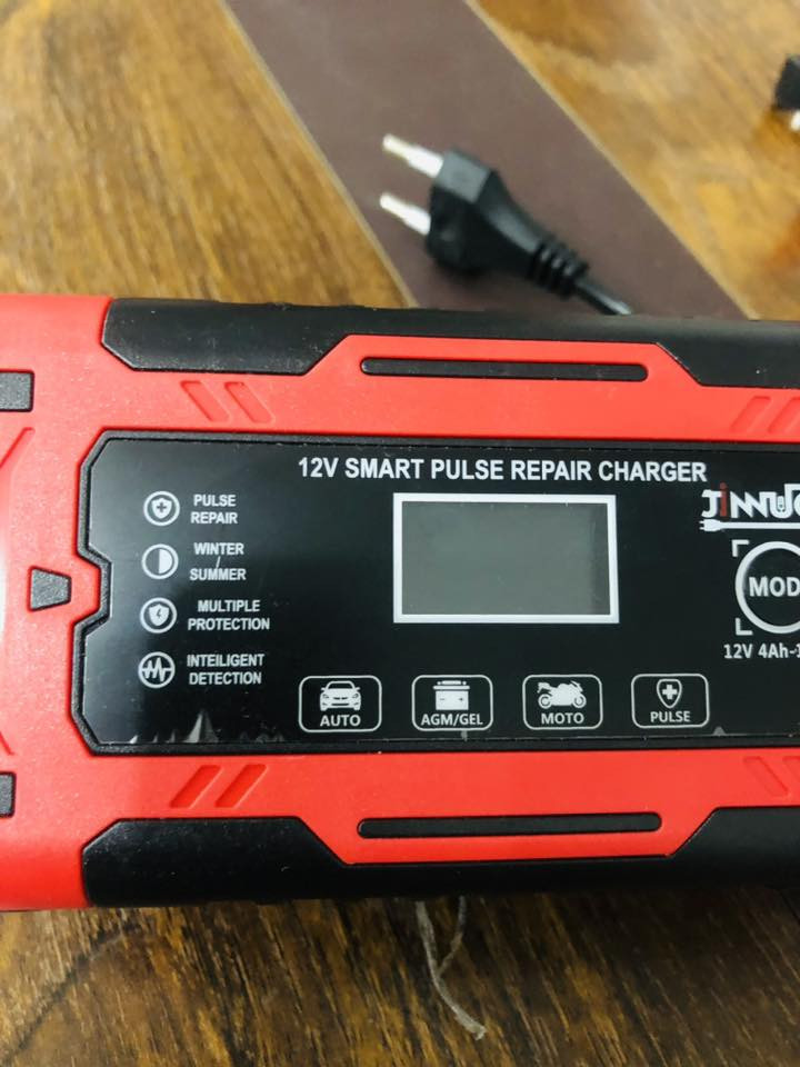 شاحن بطارية ١٢ فولت
٦ امبير 
يشحن دراجة وسيارة 
الي يحتاجه يراسلني ويدلل


**إذا كنت صاحب هذا الإعلان وتريد حذفه لأي سبب، رجاءا أرسل رسالة إلى الدعم الفني**