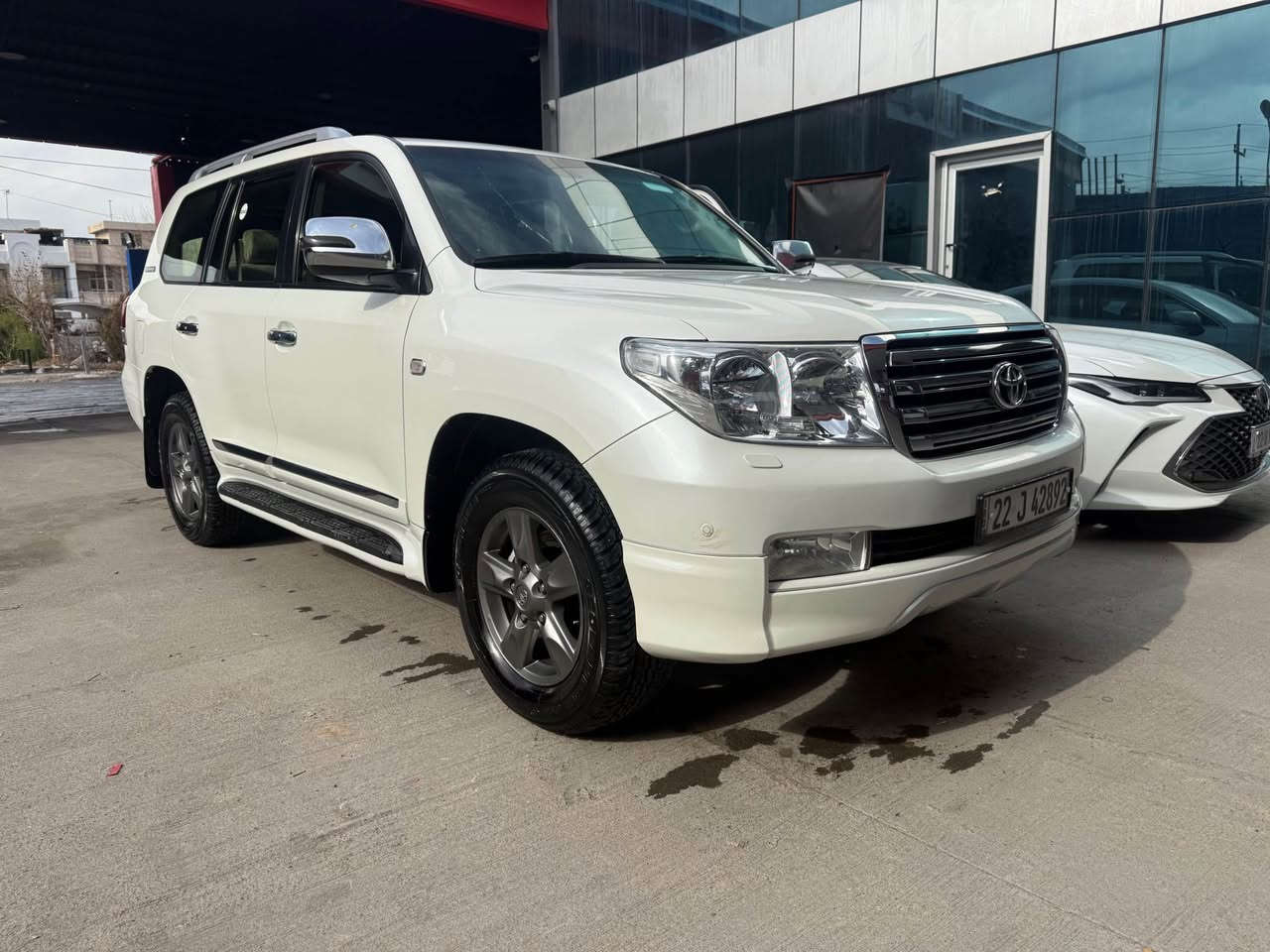 تحية طيبة .
تويوتا لاند كروز ٢٠١١
فول مواصفات بريم 
السيارة ابحالة الشركة 
كفالة عامة من الضربة والبارد والشخوط
السيارة شرط التحويل جاهزة من كلشي
الاتصال
***********

السعر 322ورقة بغداد, العراق
