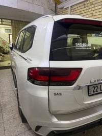 لاندكروزر 2024 شركة SAS سيارة لمتدد 1 على 1 سيارة مغلفة بيبي ان بالكام...