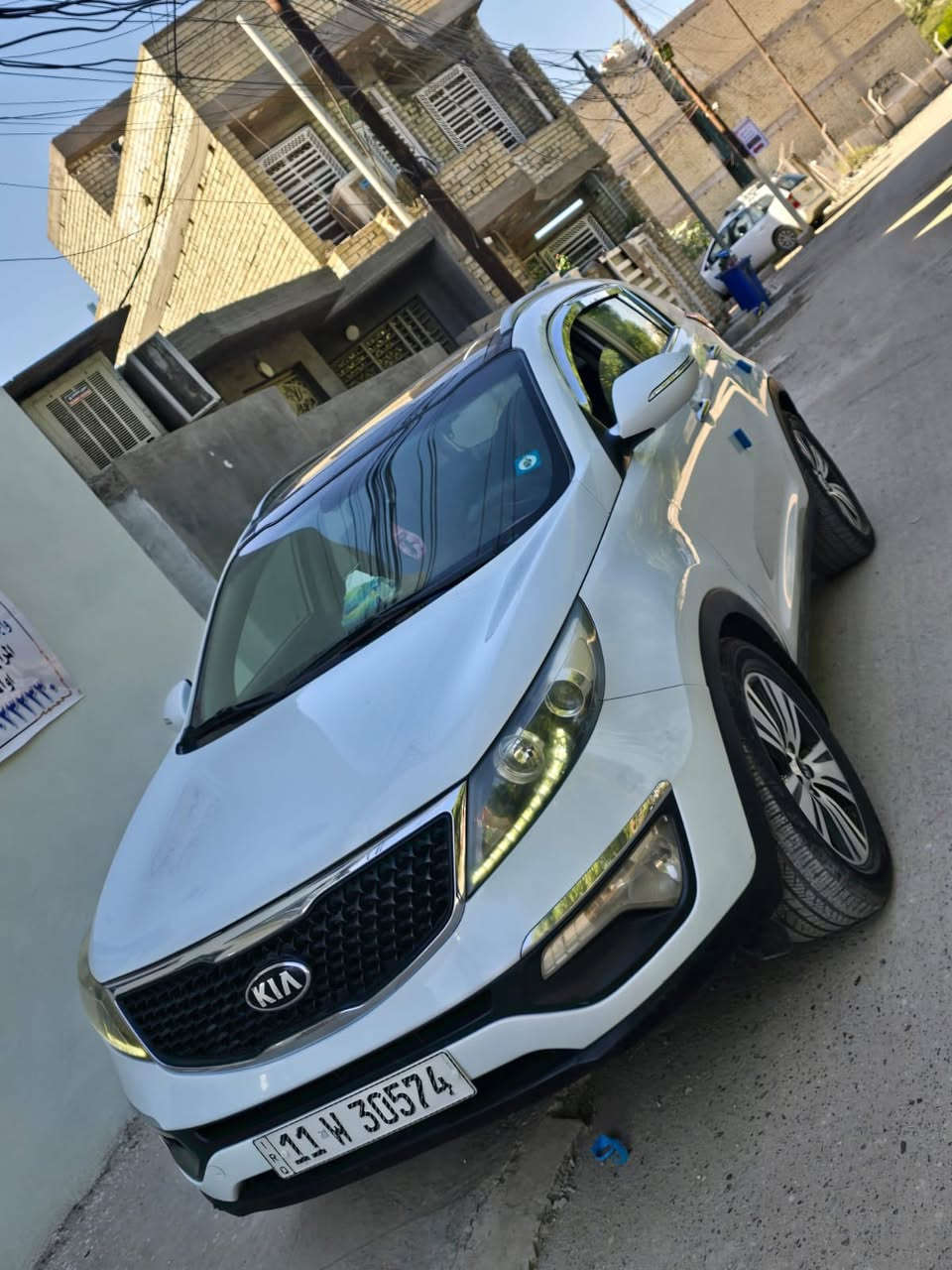 رقم بغداد انكليزي..بيع او مراوس
فول مواصفات
محرك 2.4 دوش 
بانوراما..
ارضيه تغليف جلد..
5 ويل كب...
بيهة صبغ المحدد بل صوره 
...***********..
العنوان بغداد..الوسفيه 
السعر ..149$
