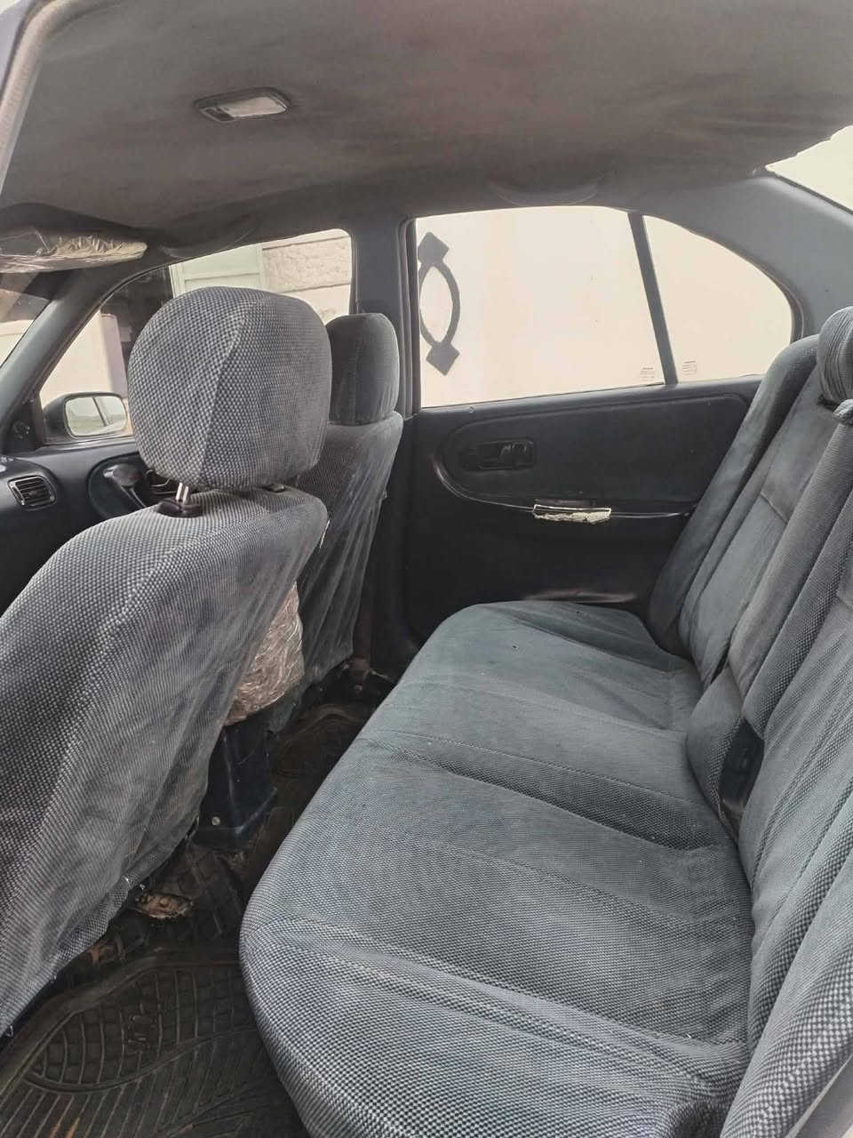 سلام عليكم ابرايمره الون ابيض موديل 1991 فول كير اوتماتيك محرك طخم تايرات ويل كب رقم صلاح الدين مشروع وطني سنويه شرط تحويل  جديده سياره جديده بدون صبغ ولا دعم سياره مال جناي ماتعبانه كهربائيات كلها شقاله مابيه نقص البيع السعر40 بيه مجال بصيط الشراي يتصل عل رقم
***********

مكان السياره الشرقاط
