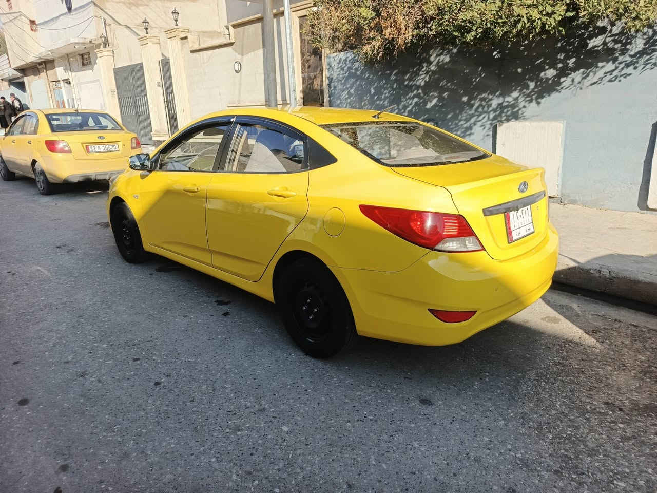 السلام عليكم 
اكسن مضلع موديل 2012كوري
هيئة وغرامه صفر 
گير ومحرك شرط 
ملاحظه بلا ضرر سياره كير عادي وجامات عادي  السعر 88 وبيه مجال العنوان موصل حي ميثاق 
 ***********/ ***********
