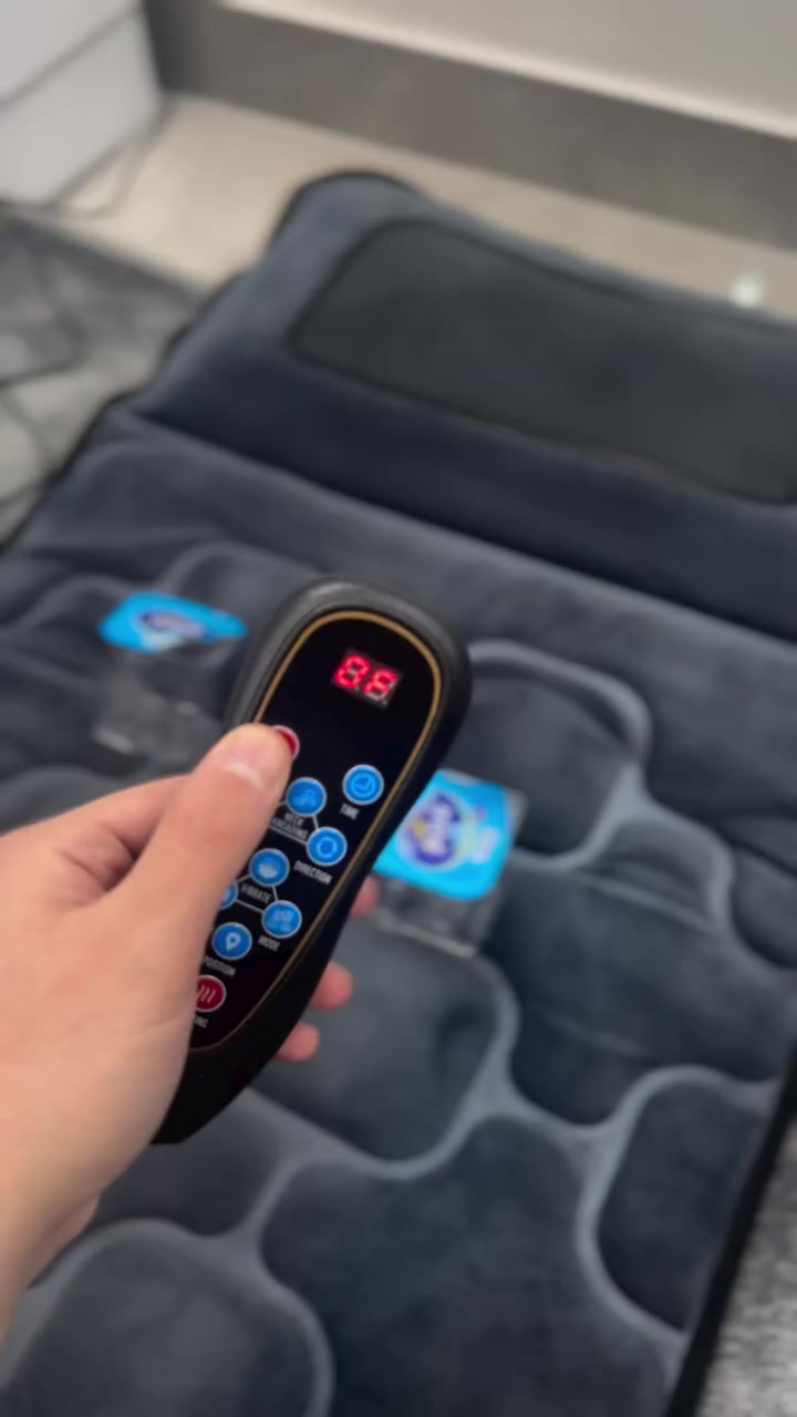 سلام عليكم جهاز مساج اصلي اشترينا من كيزان ستور بـ200 الف مثل مموضح بالصورة ومستخدم كلش قليل كم مرة السعر قيم واخذة


**إذا كنت صاحب هذا الإعلان وتريد حذفه لأي سبب، رجاءا أرسل رسالة إلى الدعم الفني**