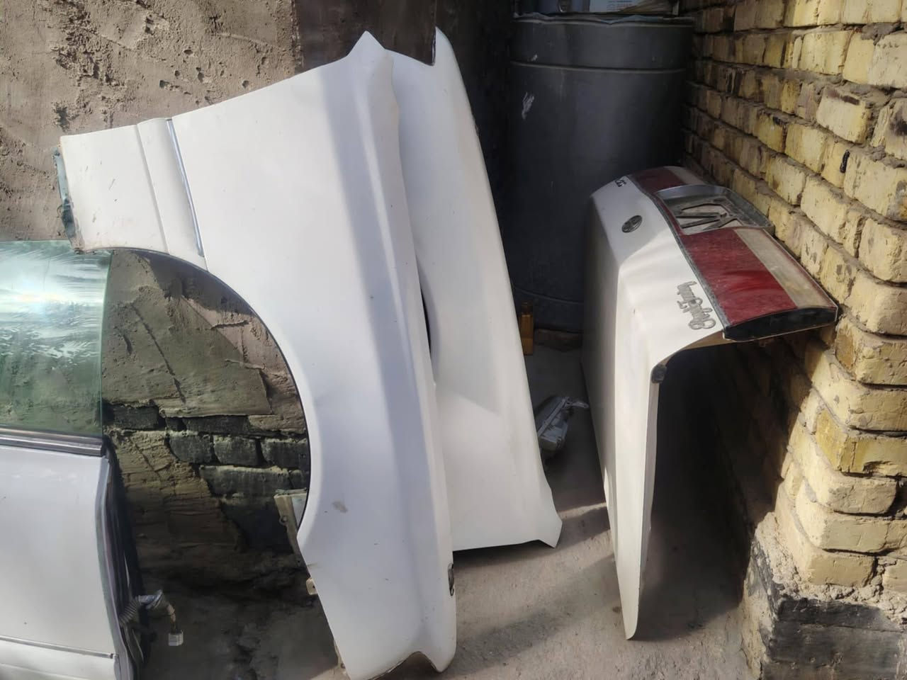 عندي فره سستم كامل مالت راس الثور فلات لون ابيض تخم بيبان وجاملغات ثنين وبنيد وجنطه لايتات وبك بلايت وبطاين واجامهن ومطورات جام سمعات تحكم جام كاملات كلهن النجف ناحيه العباسيه ومناسبات سعرهن ٢٠٠ وبيهن مجال


**إذا كنت صاحب هذا الإعلان وتريد حذفه لأي سبب، رجاءا أرسل رسالة إلى الدعم الفني**