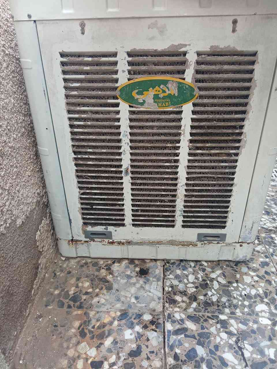 السلام عليكم مبرده للبيع حجم 2 ونص نضيفه
السعر 100
اتصال ***********
