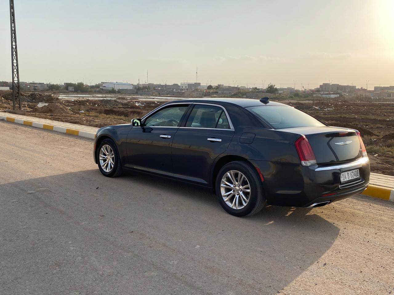 السلام عليكم اوباما مديل 18 اصل كفاله عامه بيه بارد شي بسيط كفاله كير مكينه حداده تبريد كلها بشرط ماناقصها شي ومسويلها ادامه كامله متكامله من فيت بم بلكات تنظيف غرفت احتراق تنضيف نوزلات ما ناقصها شي والحمدلله مواصفات السياره نص فول يعني عده الفتحه كشنات جلد تدفئه تبريد خزن كشنات  وباقي المواصفات المعروفه ويل 18  رقم دولي وهزه جديده  السياره بسمي تحويل ثاني يوم 
سعر 240 وبيها مجال للشراي 
مكان السياره بصره شط العرب 
للستفسار *********** البصرة, العراق
