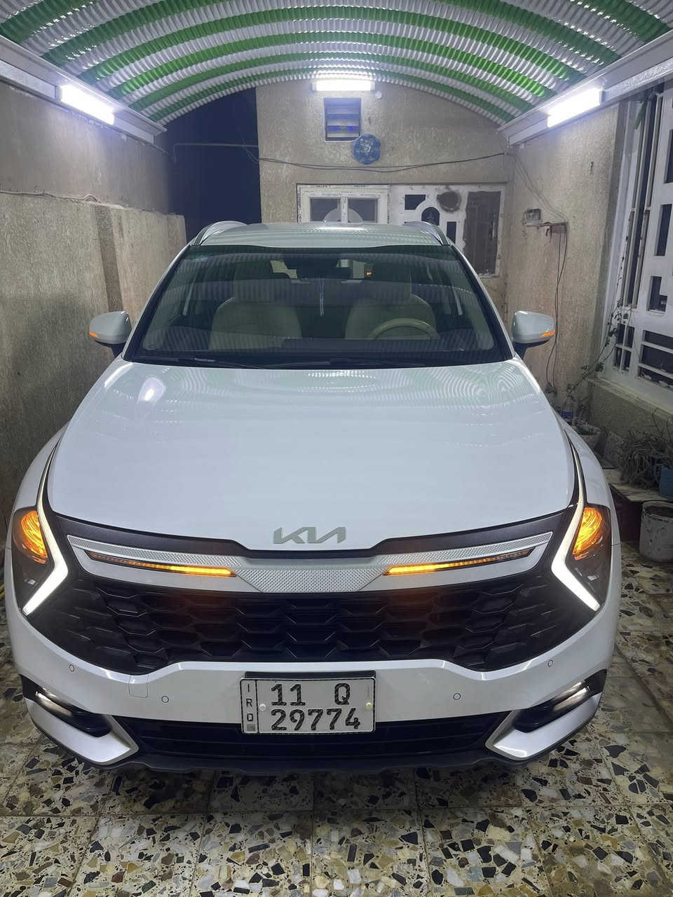 السلام عليكم 
كيا سبورتج خليجية للبيع أو مراوس حسب القناعة 
موديل 2025
كفالة عامة من كلشي 
السونار مُرفق بالصور 
رقم بغداد بأسمي 
ماشية 24 ألف كم 
فول مواصفات 
قمارة حديد 
كشنات كهربائية 
يوجد رادار جانبي
تشغيل عن بُعد
جنطة كهرباء 
برده خلفية 
تدفئة كشنات 
تدفئة ستيرن 
حساس خلفي أمامي 
سايد بريك بصمة
شحن لاسلكي
ويل كروم 
لايت LED مع حاجب أمامي 
مُغلفة بالكامل كشنات و أرضية 
مكان السيارة واسط_ الكوت مركز المحافظة 
للأستفسار الاتصال على الرقم 
***********

