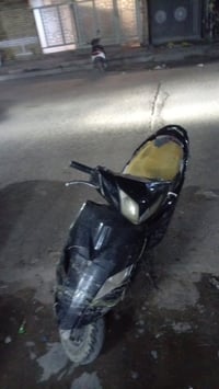 ثعلب البيع  سعر 300 مكان الشعلة ‬ ‭ ‭0 776 204 7614‬