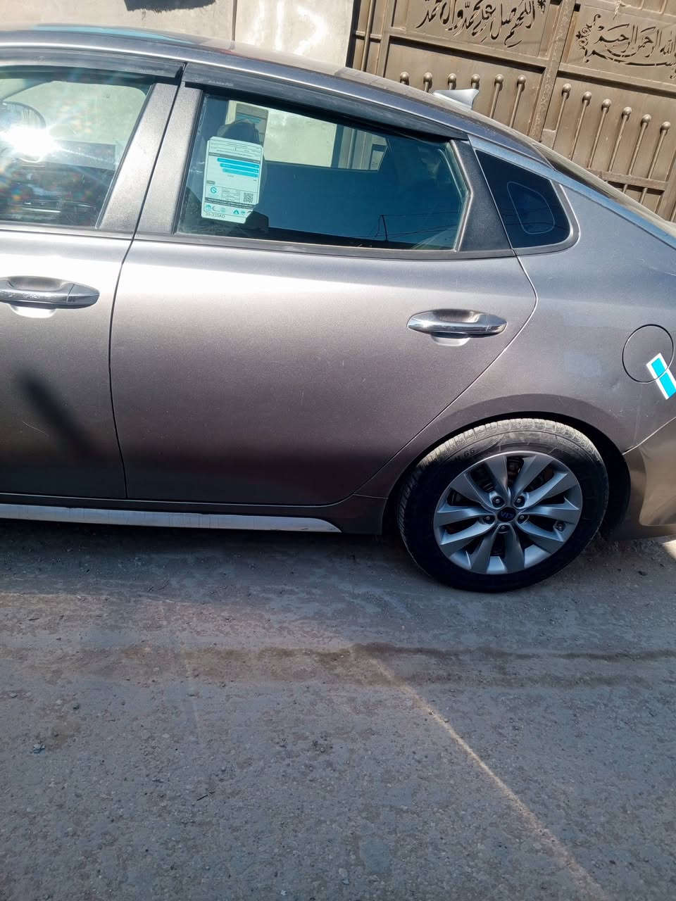 السلام عليكم عندي وبتيمه لبيع موديل 18 رقم واسط جاملغ الالمامي مبدل  مكان سياره  سومر اني مكلف بل نشر  رقم الهاتف ***********
