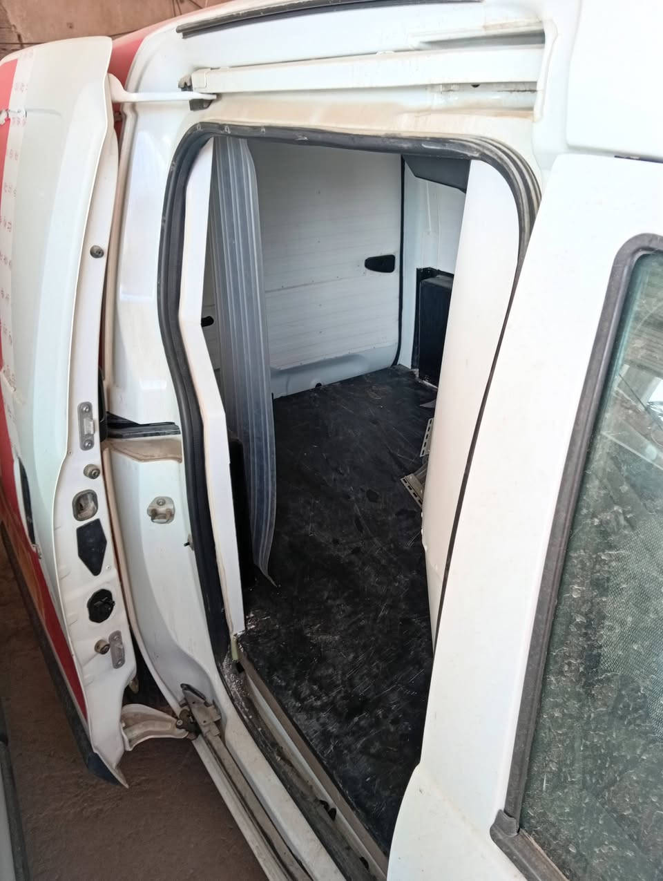 السلام عليكم رينو دوكر براد للبيع مديل 2022سيارة جديدة معنى الكلمةماشية 3291  رقم بغداد  هاتف ***********
