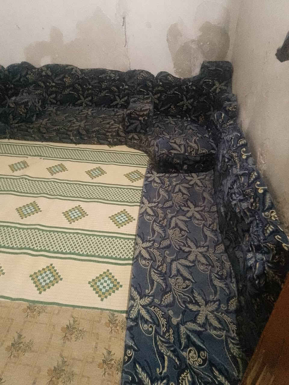 للبيع مجلس عربي مخمل حفر السعر مليون تواجد زاهره الجديده جامع الرضا بجانب مدرسه سماهر الدره للتواصل على الرقم0954351055او0932218327


**إذا كنت صاحب هذا الإعلان وتريد حذفه لأي سبب، رجاءا أرسل رسالة إلى الدعم الفني**