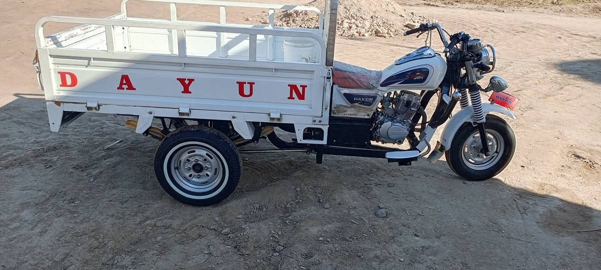 ستوته للبيع موديل 2022 السعر تلاثه او 100
بيه مجال المكان الناريه الغراف رقم الهاتف ***********
