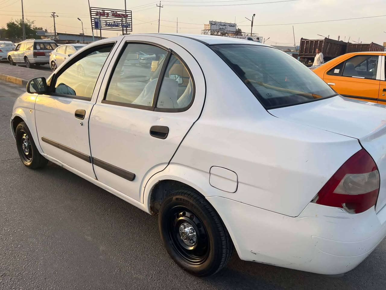 للبيع  طيبه سياره بلاديه ماشيه 160 مكفولة من الضربه والفتح والتبديل والخياس حتى ماكينتها ما مفتوحه مكاني بالسماوه سعرها 38 ورقة 

***********
