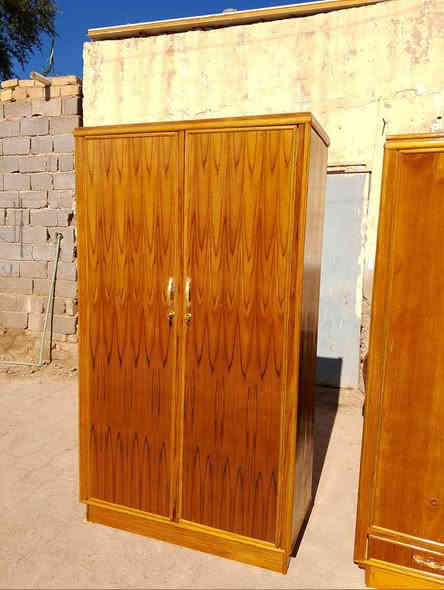 كناتير للبيع معاكس 4ملم سقف وكاعيه بلوك السعر تعال خاص وتدلل رقمي *********** الحال
