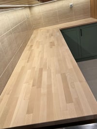 طبقات خشب الزان الطبيعي لاسطح المطابخ 350*120*1.8 سم  350*120*3 سم  36...