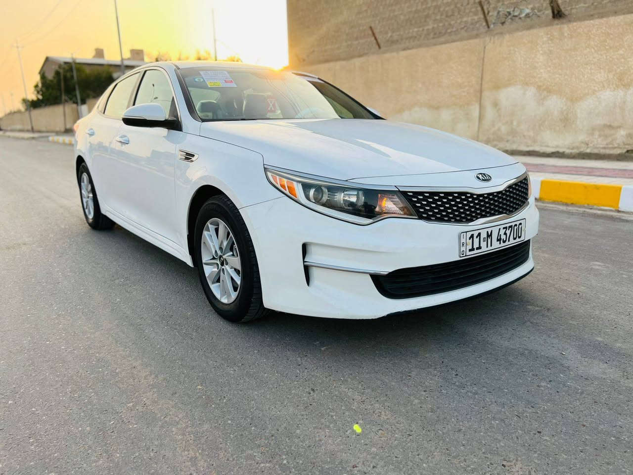 كيا اوبتيما 2018 رقم بغداد جديد تحويل سيارة مال جناي ع وضع شركة أمريكي مكفوله كفاله عامه ضربه وصبغ وتبديل وبارد ماعده داير جاملغ الخلفي صبغ فقط بدون ارباك بدون دواخل موصفات نص فول محرك 2400 مامفتوح حداديه تبريد كله شركه سياره جاهزه من كلشي 
السعر 155 وبيها مجال الشراي يتصل وبلخدمه *********** مكان السيارة ناصريه سومر
