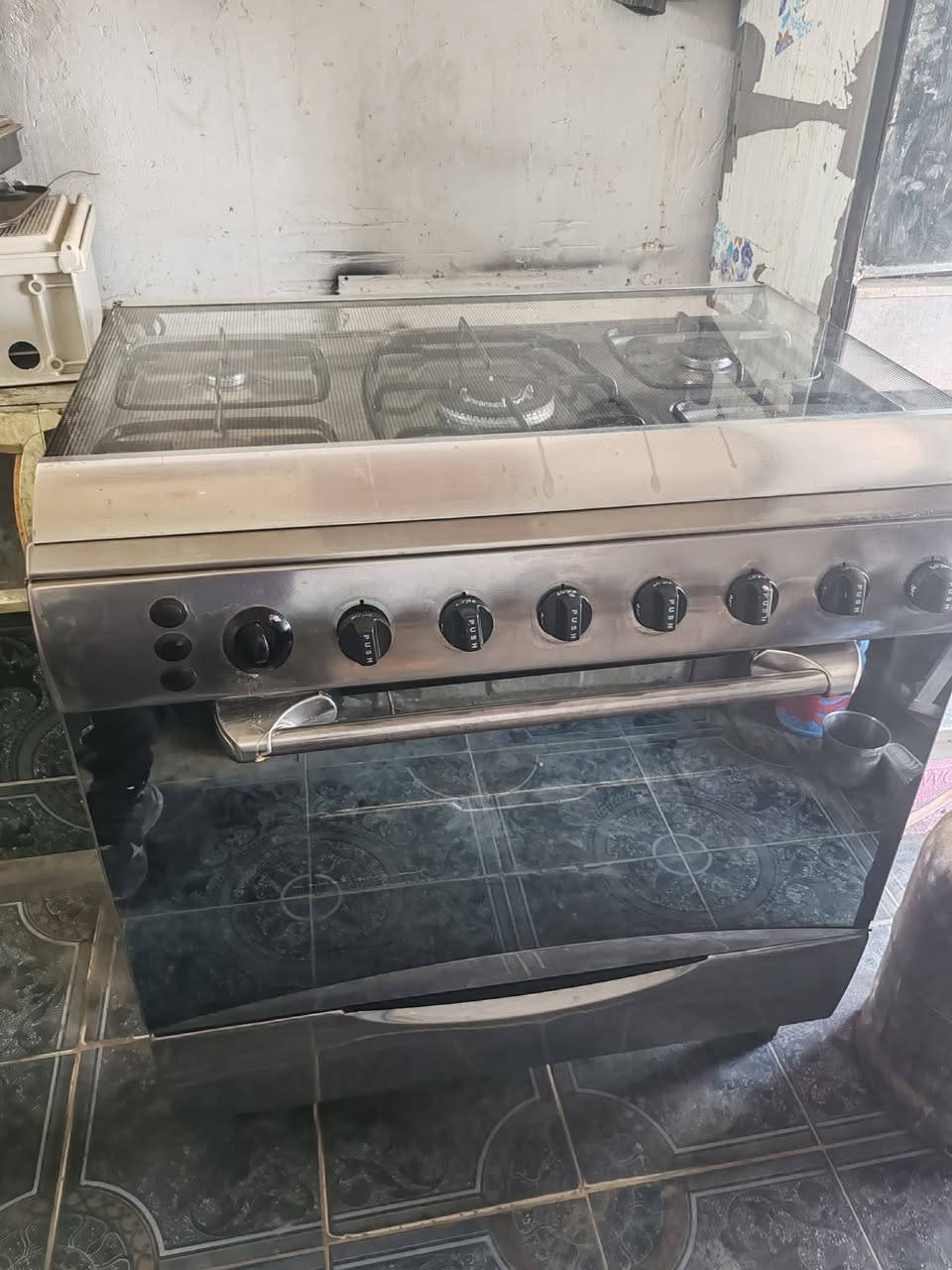 طباخ مصري نضيف جدا كله ستيل درجه اولا ٥ عيون وافران ٢ السعر ب ١٨٠ وبي مجال بسيط


**إذا كنت صاحب هذا الإعلان وتريد حذفه لأي سبب، رجاءا أرسل رسالة إلى الدعم الفني**