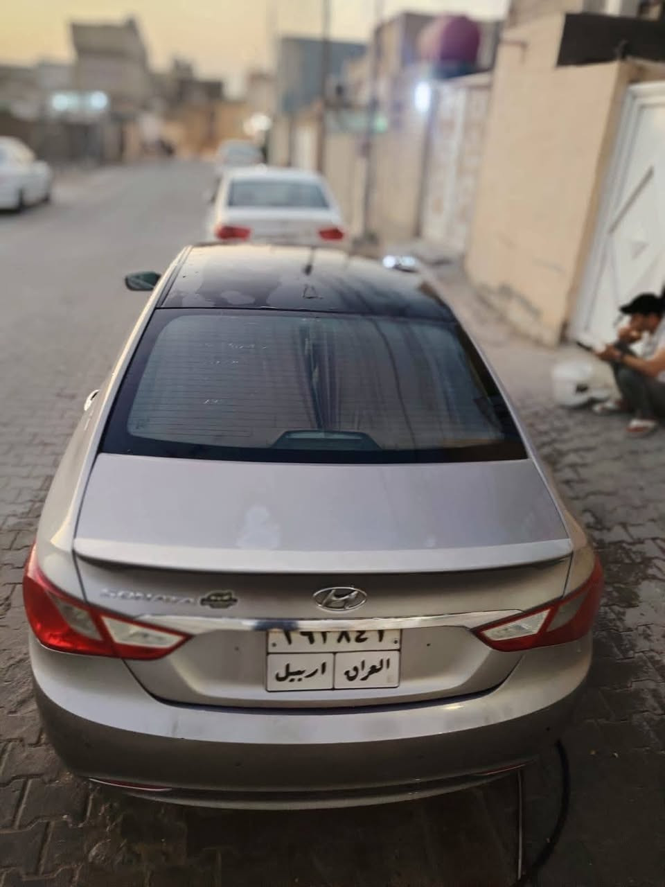 سلام عليكم سوناته موديل 2011 رقم اربيل سياره فول عده الفتحه بصمه اشاير بل مري تحكمات بل ستيرن كشنات كهربائيّ  شاشه كامره كير ومكينه خير من الله حداديه جديده سياره بيه بنيد مرخه وكرت ولباقي. مكفول سعر وبيه المكان نجف حي ميسان الرقم ***********اتصل وبيك خير ودلل
