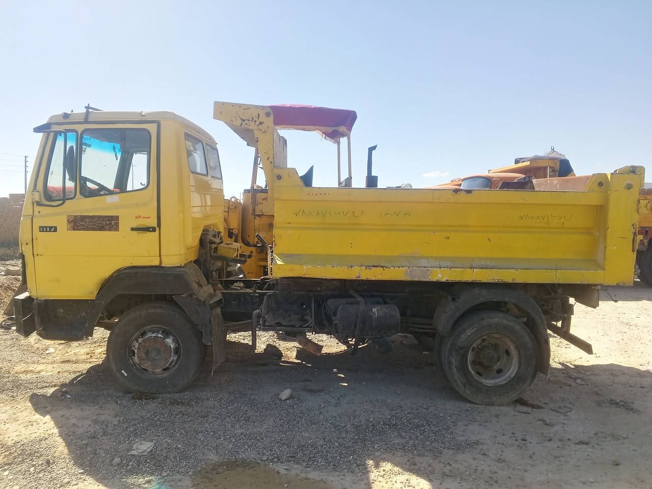 السلام البه موديل 1995 قلاب مكينه وكير اكسل مكفولات تحويل مباشر ***********او *********** مكلف بل نشر
