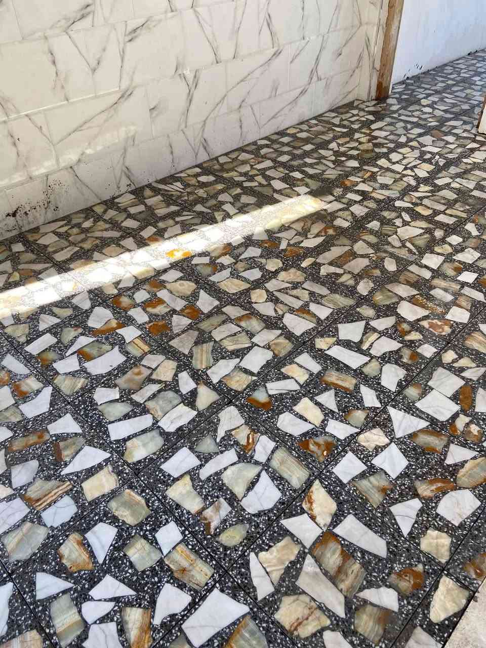 خلفه سيراميك ارضيات جدار شغل درجه اولى شرط خاص وتساب موجود متفرغين حالين رقم الهاتف. ***********
