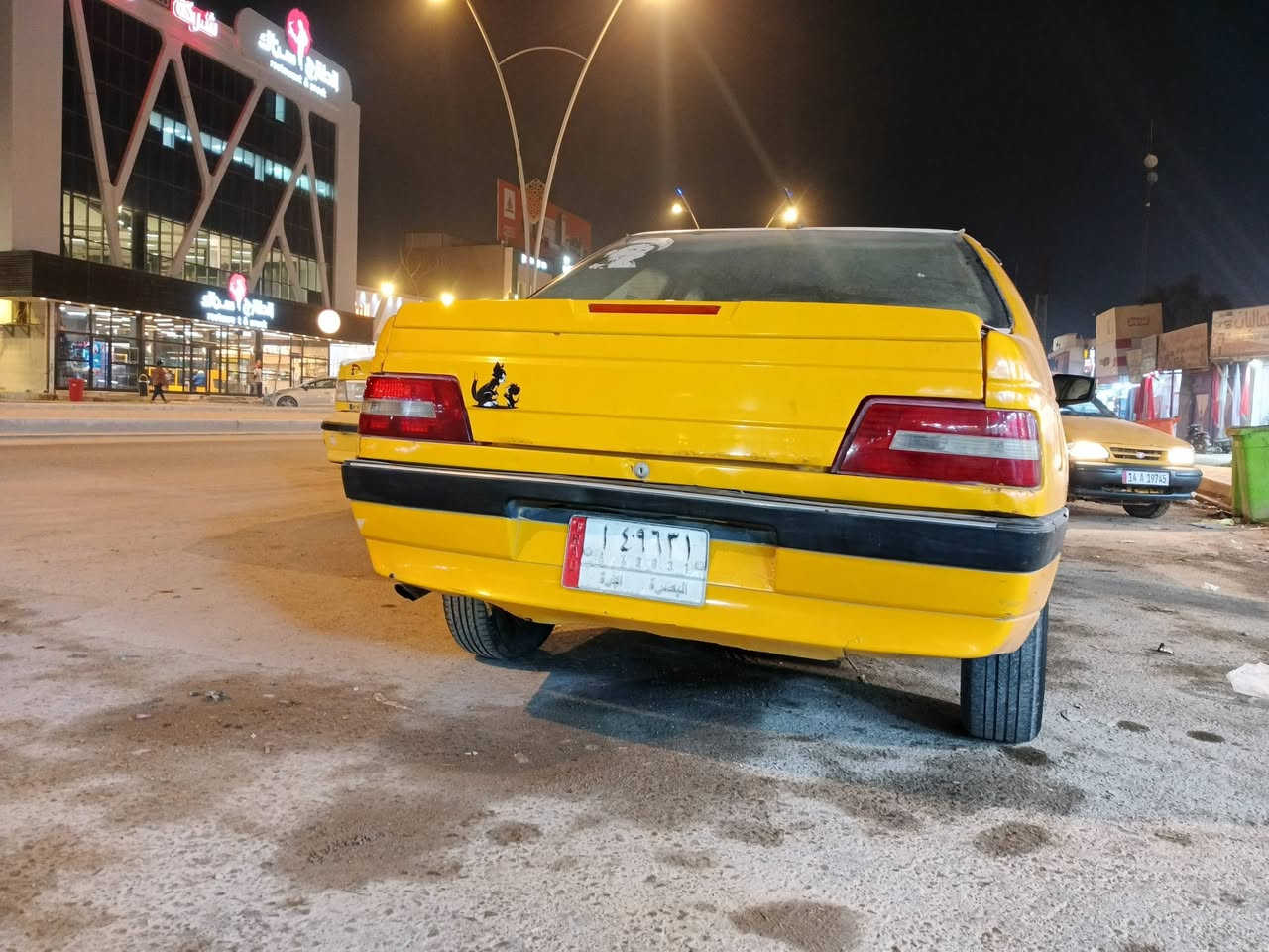 سلام عليكم بيجو موديل 12 سياره جديده وحلوه وما بيه نقص برغي سنويه 28 مكينه وكير كفاله تبريد شغال تخم تاير السياره جاهزه وما متعوبه مصبوغه جماليه  ترايك وين ما تريد السعر 32 وبيه مجال العنوان البصره الزبير رقم ***********
