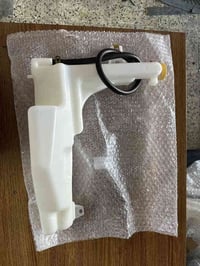 يتوفر دبة مي راديتر باثفيندر  من ١٩٩٨ الى ٢٠٠٥  ٣٥ الف مع التوصيل  ٠٧٧...