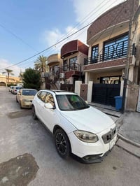 برلينس عالي موديل ٢٠١٤ سياره نيضفه يرادلهة تعديلات للبيع بس الشراي يتص...