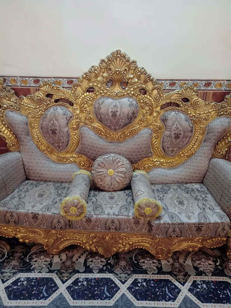 تخم ايراني درجه اولى ثقيل 10مقاعد وياه طبلات عدد خمسه سعر 75.    بغداد شعله 
العنده أغراض غرفه نوم انشرهن وعلبيع إلي نسبه بسيطه يتفضل خاص 
تابعني ليصلك كل جديد


**إذا كنت صاحب هذا الإعلان وتريد حذفه لأي سبب، رجاءا أرسل رسالة إلى الدعم الفني**