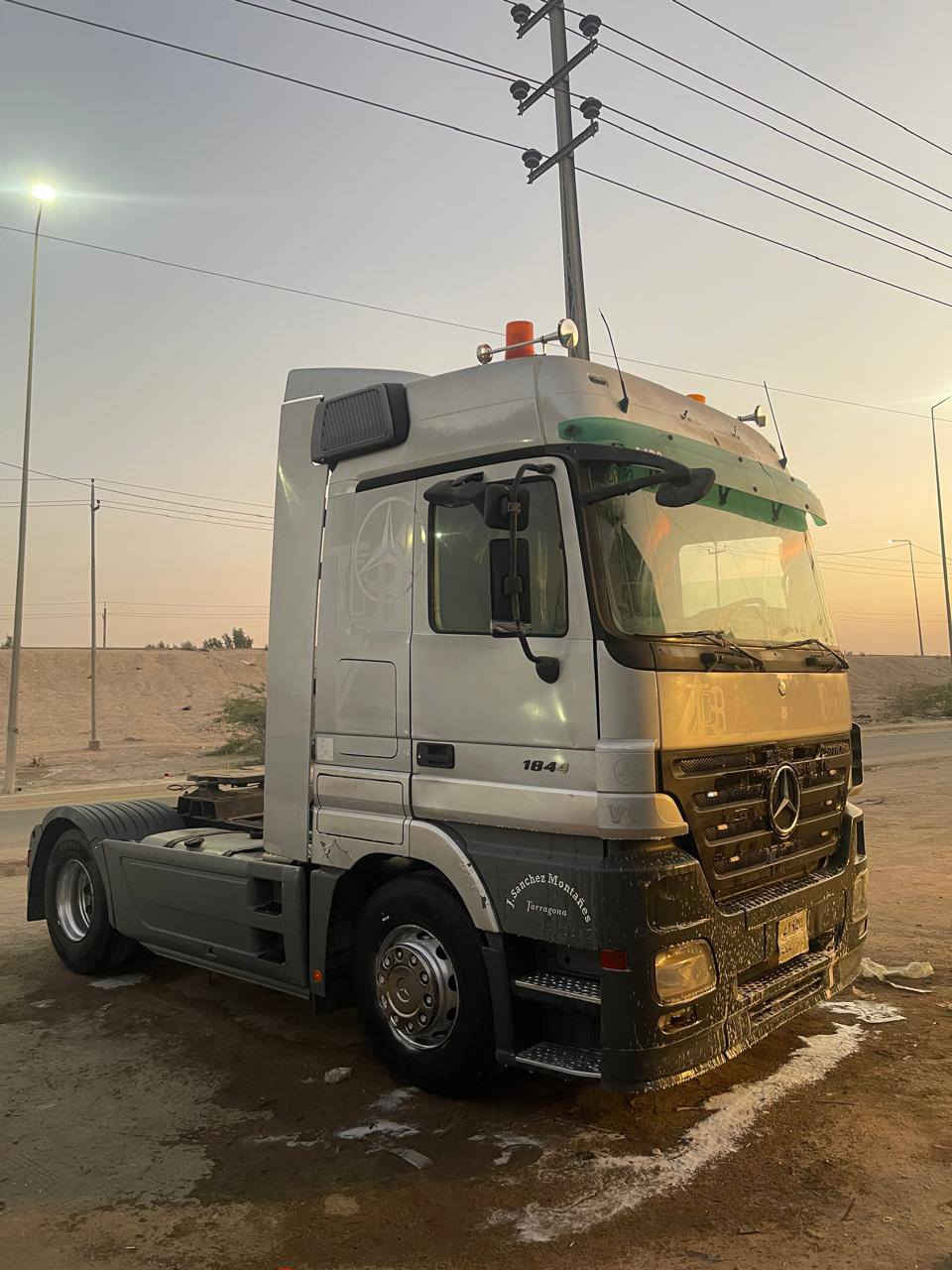 للبيع كتروز ميكه سبيس سعر ٢١٠وبيها مجال رقم سليمانيه تحويل وكاله سنويه منتهيه مكاني بل بصره مربوطه فلات 
***********
